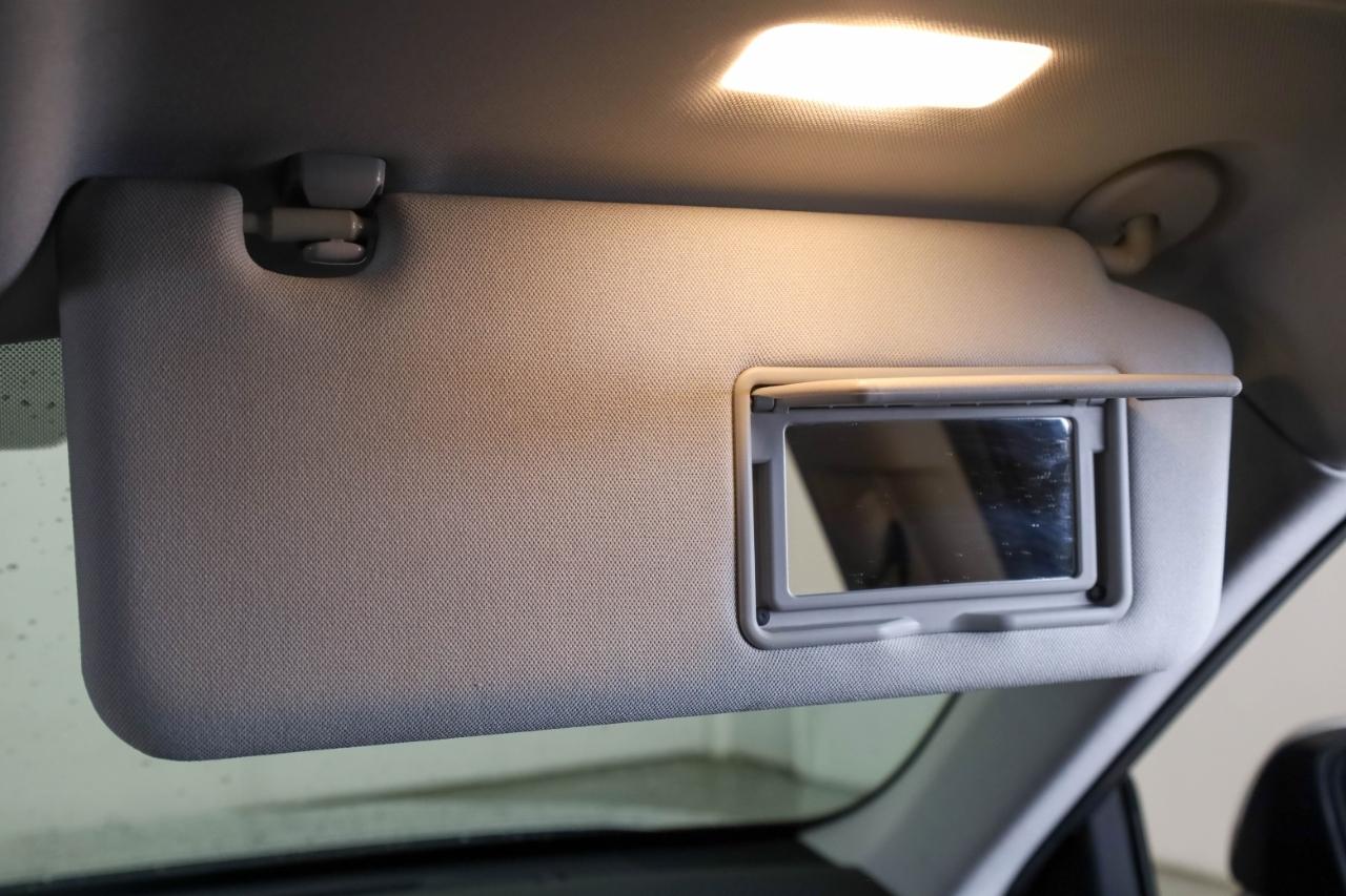 Toyota Highlander LE AWD (Natl) 2020