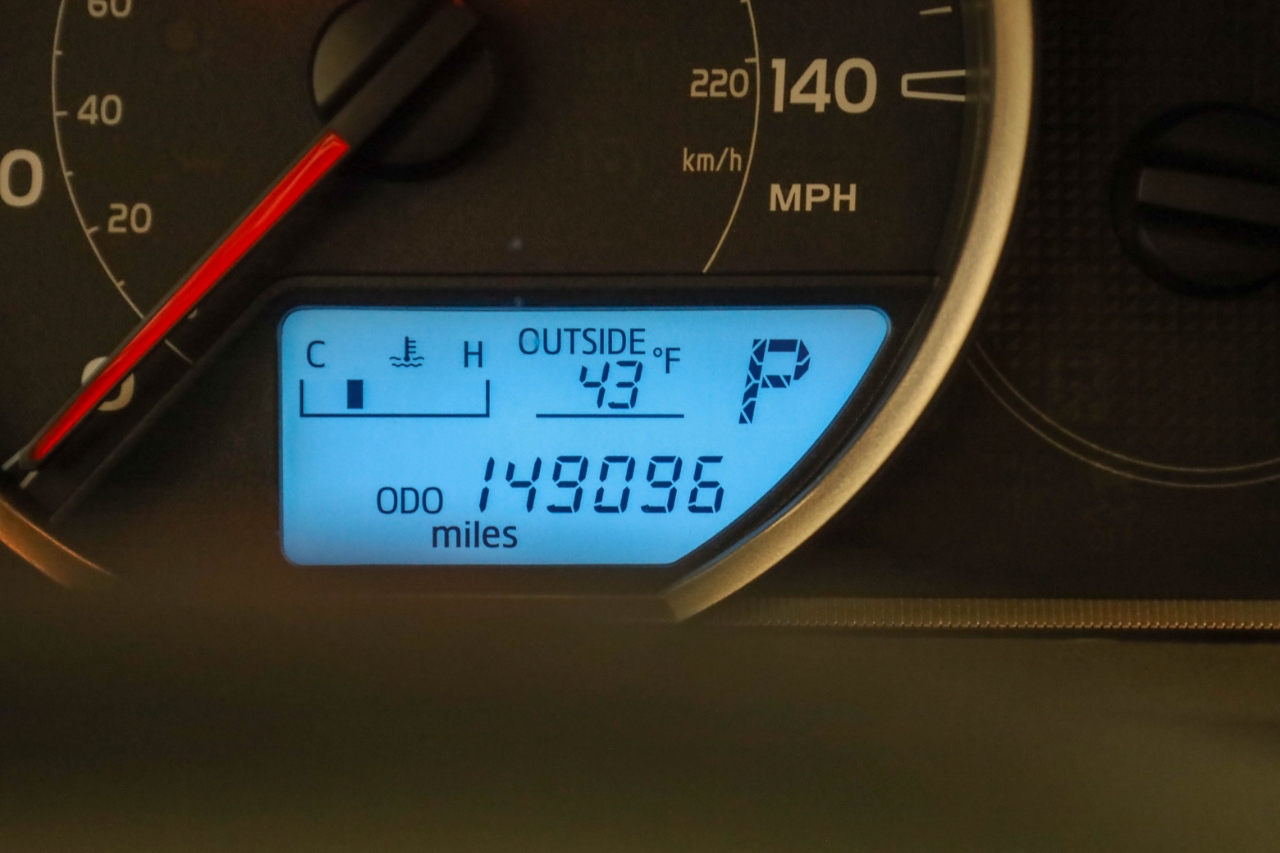 Toyota RAV4 FWD 4dr XLE (Natl) 2015