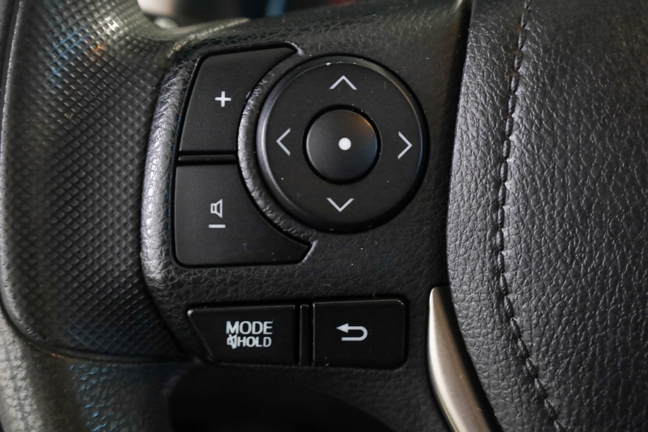 Toyota RAV4 FWD 4dr XLE (Natl) 2015