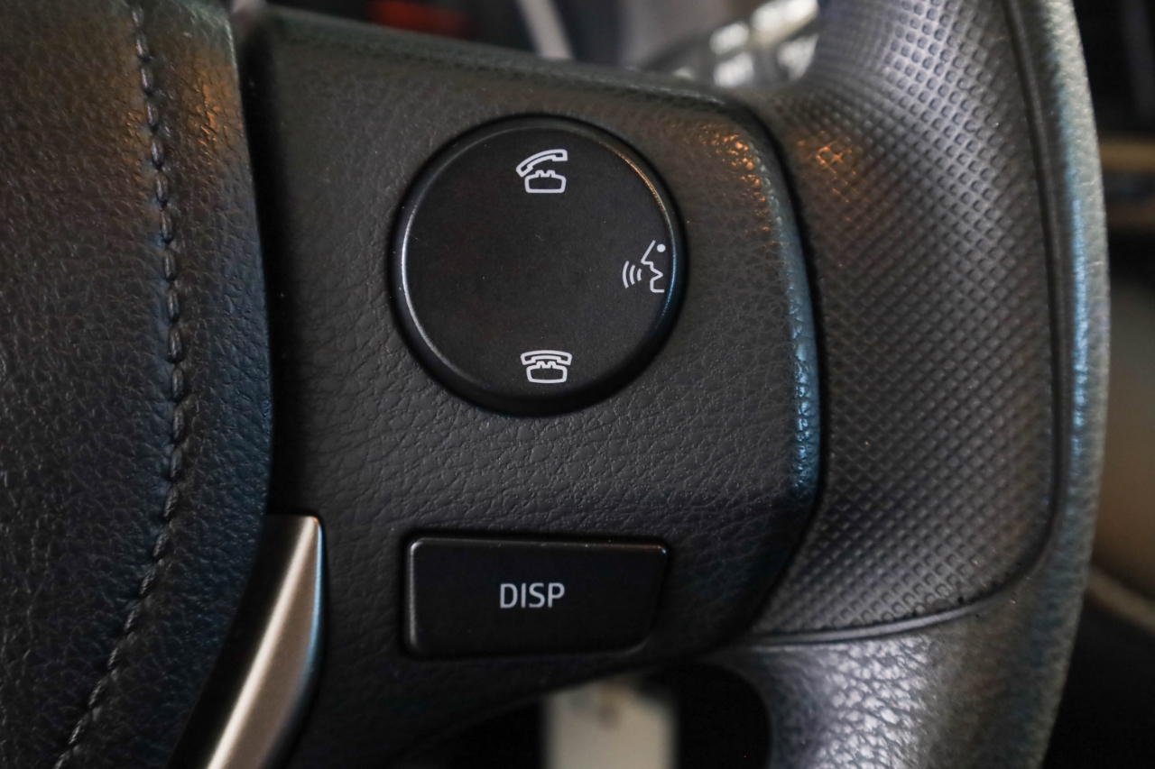 Toyota RAV4 FWD 4dr XLE (Natl) 2015