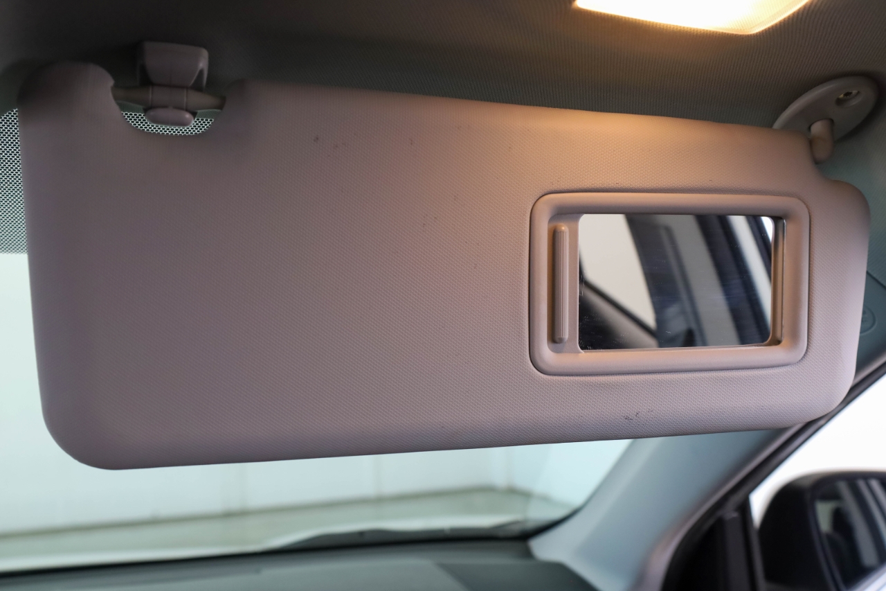 Toyota RAV4 FWD 4dr XLE (Natl) 2015