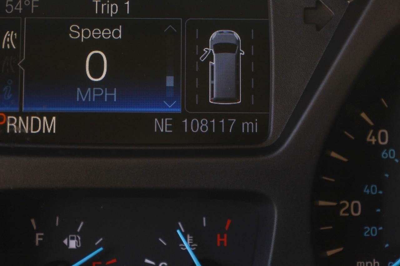 Ford Transit Passenger Wagon T-150 130" Med Roof XLT Sliding RH Dr 2018