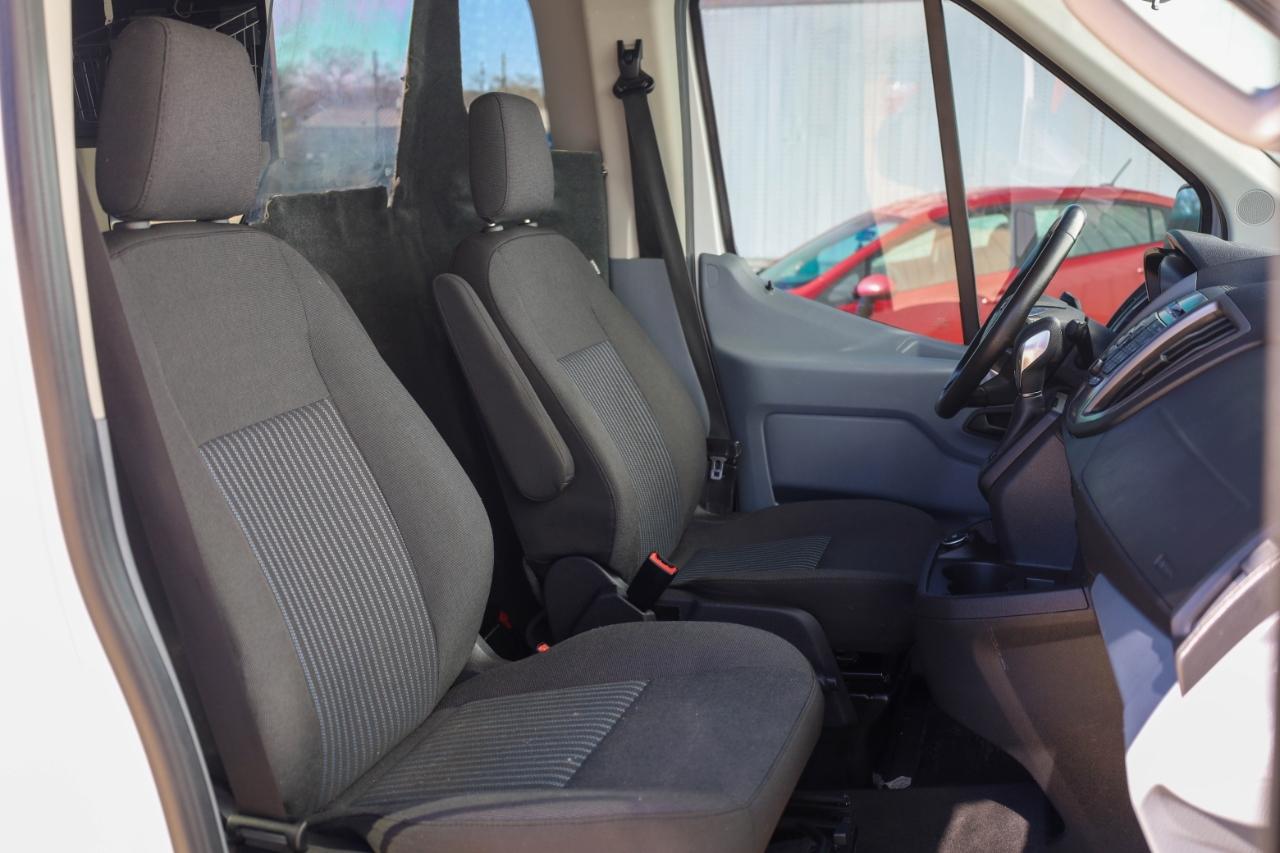 Ford Transit Passenger Wagon T-150 130" Med Roof XLT Sliding RH Dr 2018