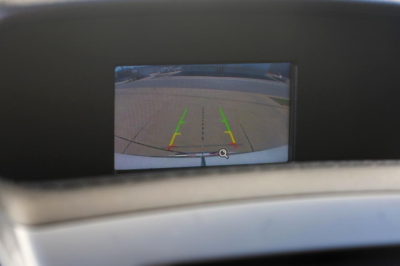 Ford Transit Passenger Wagon T-150 130" Med Roof XLT Sliding RH Dr 2018