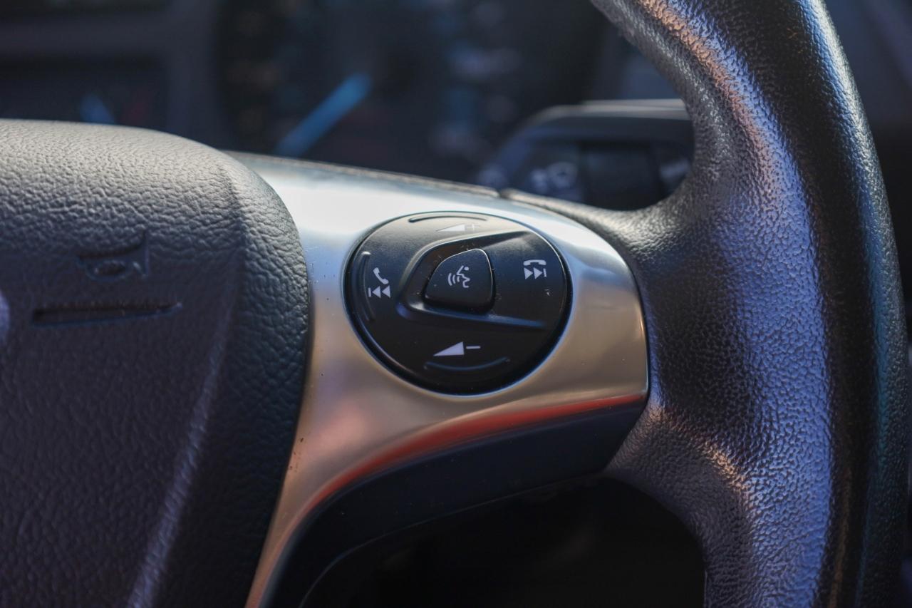 Ford Transit Passenger Wagon T-150 130" Med Roof XLT Sliding RH Dr 2018