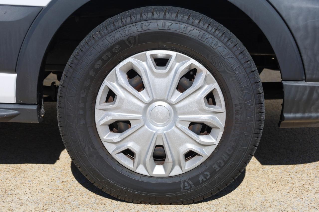 Ford Transit Passenger Wagon T-150 130" Med Roof XLT Sliding RH Dr 2018