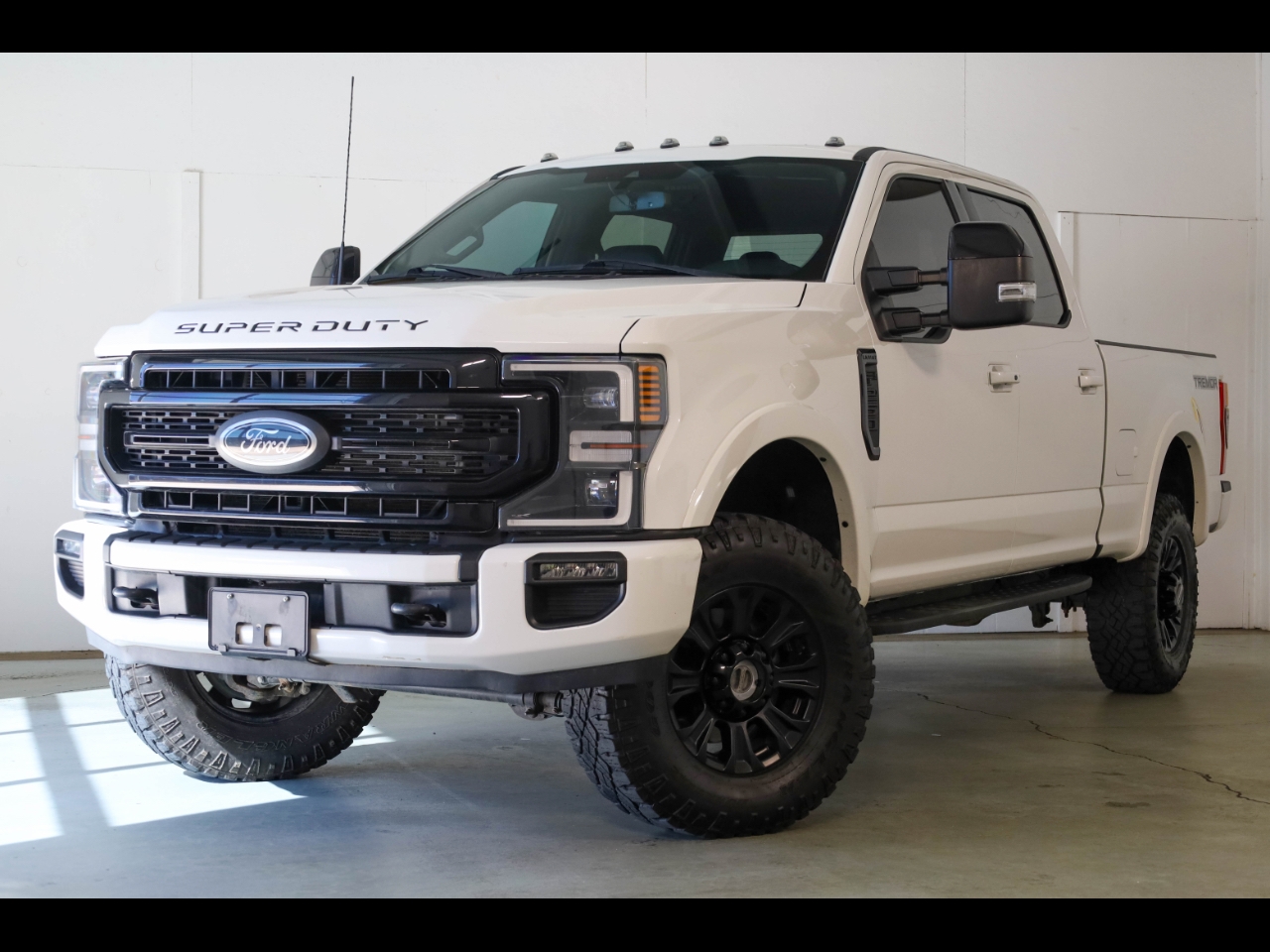2022 Ford Super Duty F-250 SRW XL 4WD Crew Cab 6.75' Box