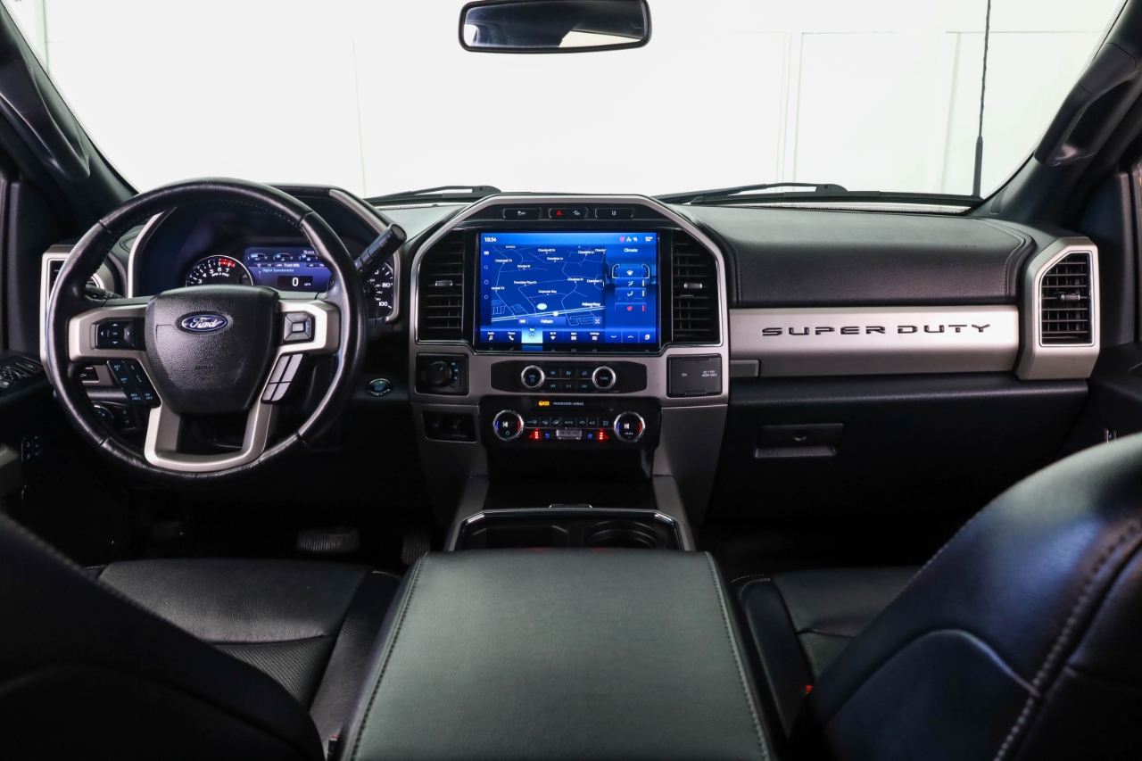 Ford Super Duty F-250 SRW King Ranch 4WD Crew Cab 8' Box 2022