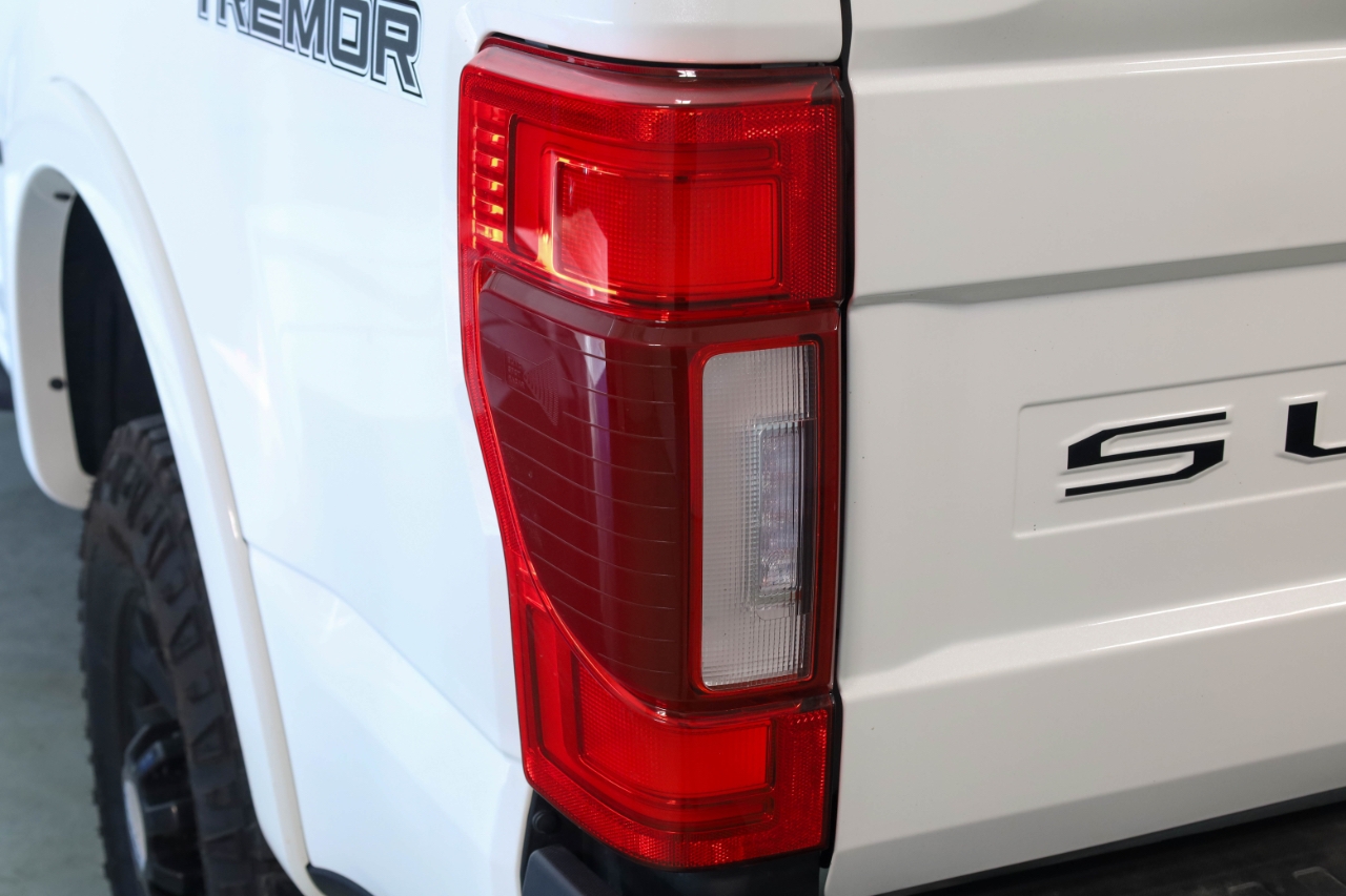 Ford Super Duty F-250 SRW King Ranch 4WD Crew Cab 8' Box 2022