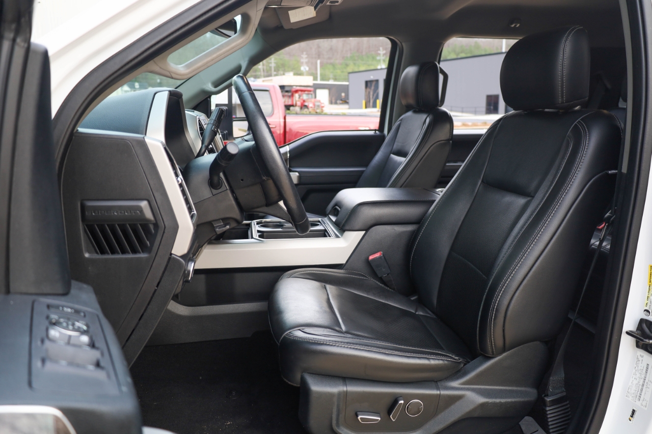 Ford Super Duty F-350 DRW King Ranch 4WD Crew Cab 8' Box 2019