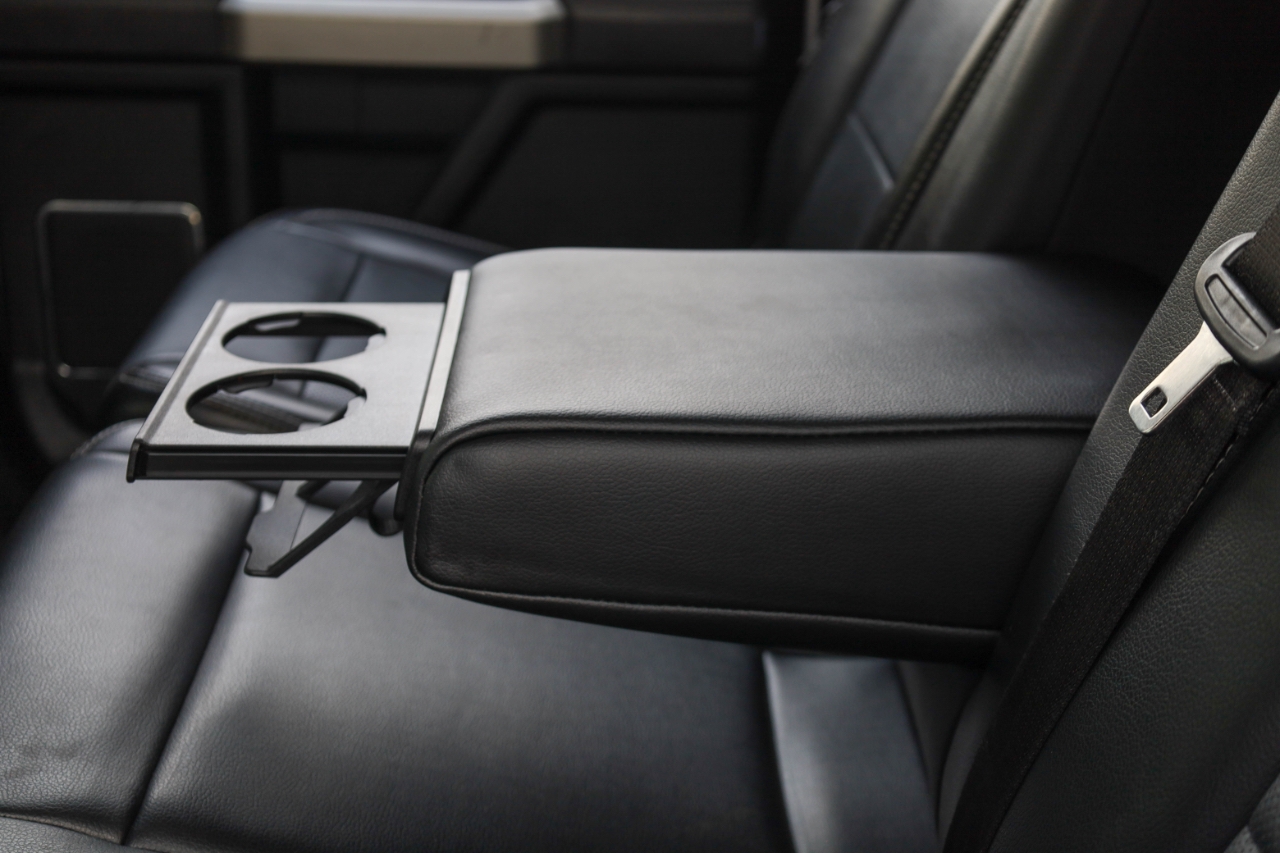 Ford Super Duty F-350 DRW King Ranch 4WD Crew Cab 8' Box 2019