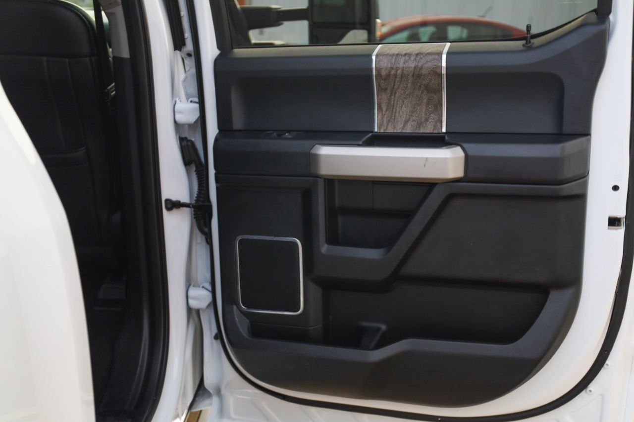 Ford Super Duty F-350 DRW King Ranch 4WD Crew Cab 8' Box 2019