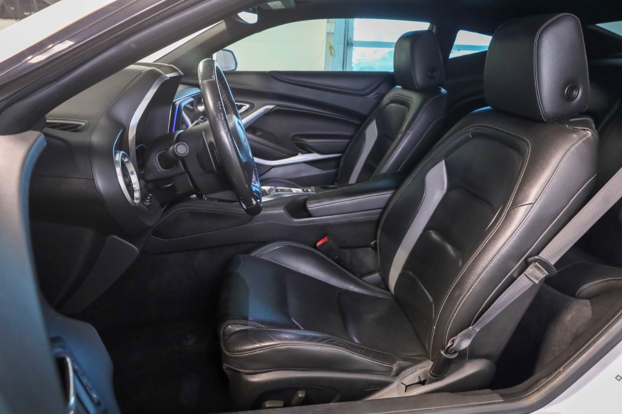 Chevrolet Camaro 2dr Cpe 2LT 2016