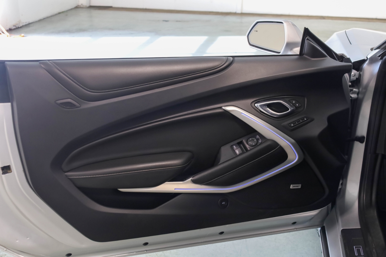 Chevrolet Camaro 2dr Cpe 2LT 2016