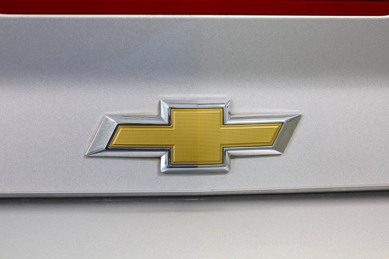 Chevrolet Camaro 2dr Cpe 2LT 2016