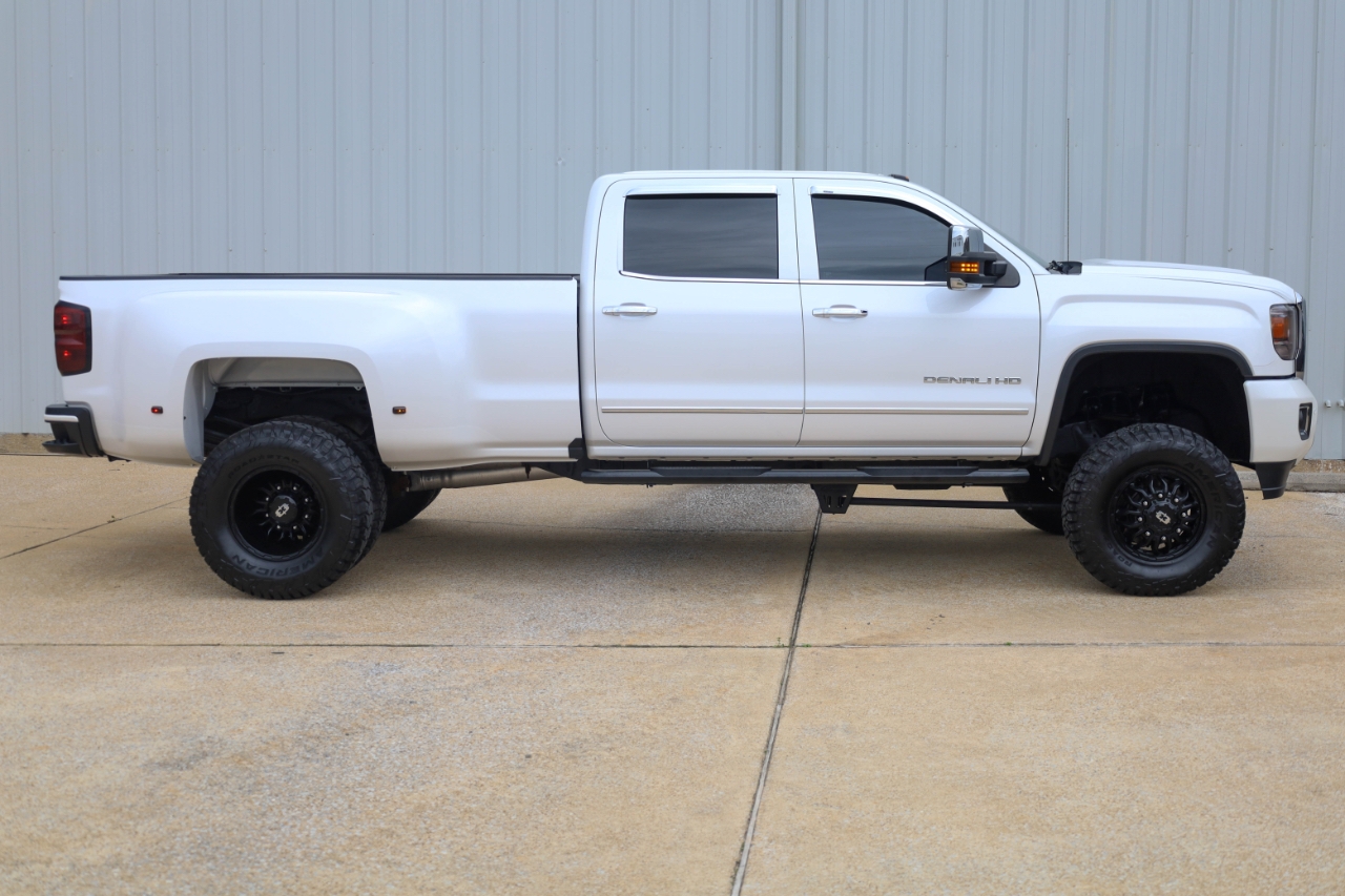GMC Sierra 3500HD 4WD Crew Cab 167.7" Denali 2018