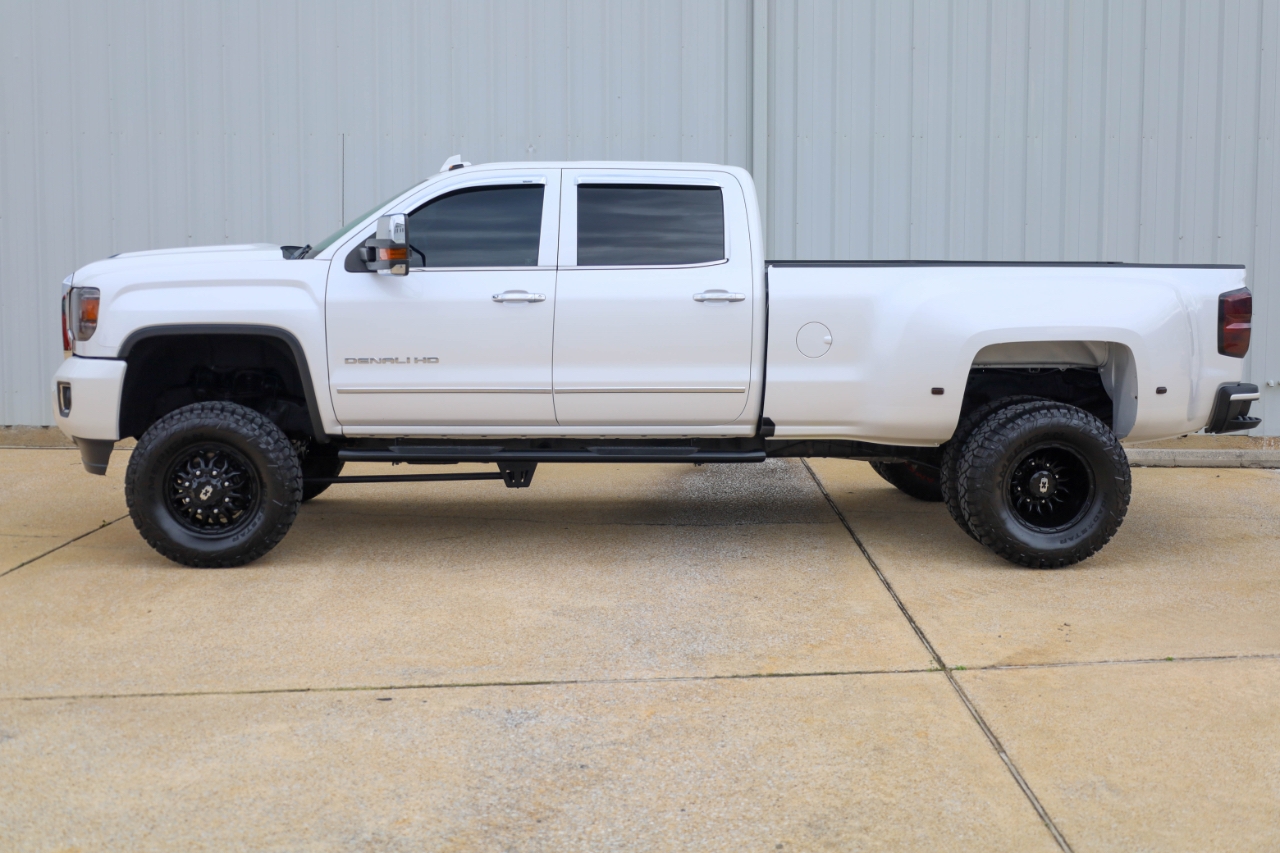 GMC Sierra 3500HD 4WD Crew Cab 167.7" Denali 2018