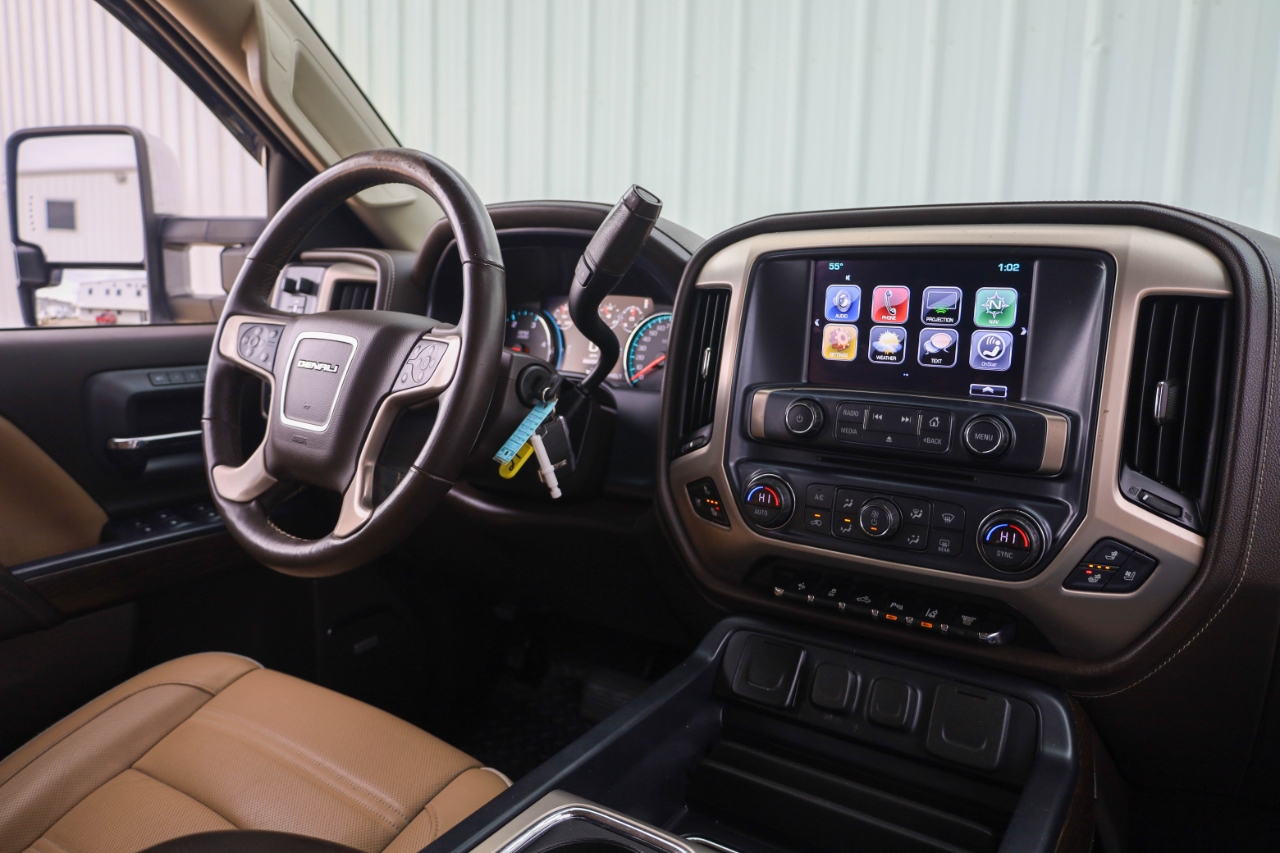 GMC Sierra 3500HD 4WD Crew Cab 167.7" Denali 2018