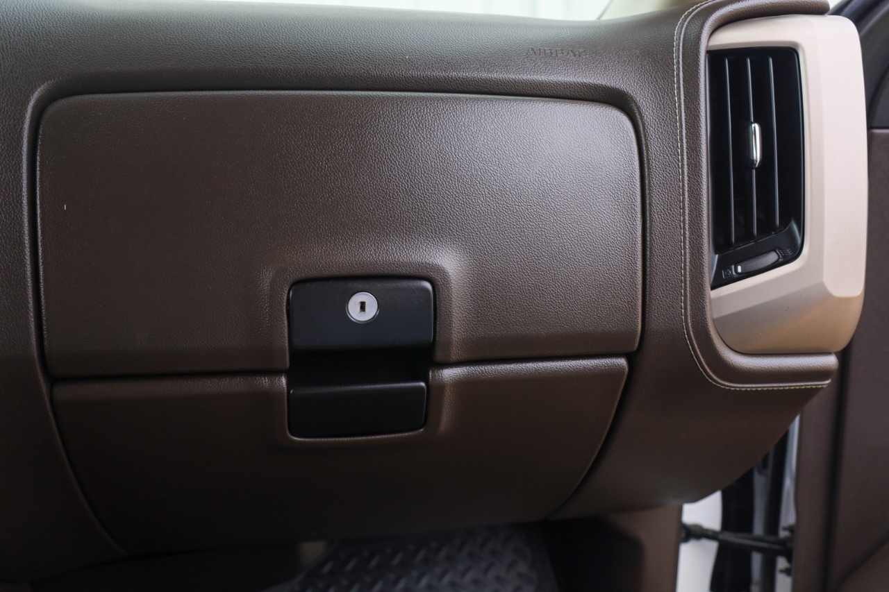 GMC Sierra 3500HD 4WD Crew Cab 167.7" Denali 2018