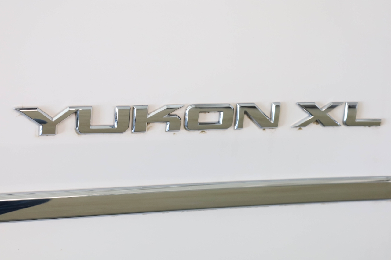 GMC Yukon XL 2WD 4dr SLT 2018