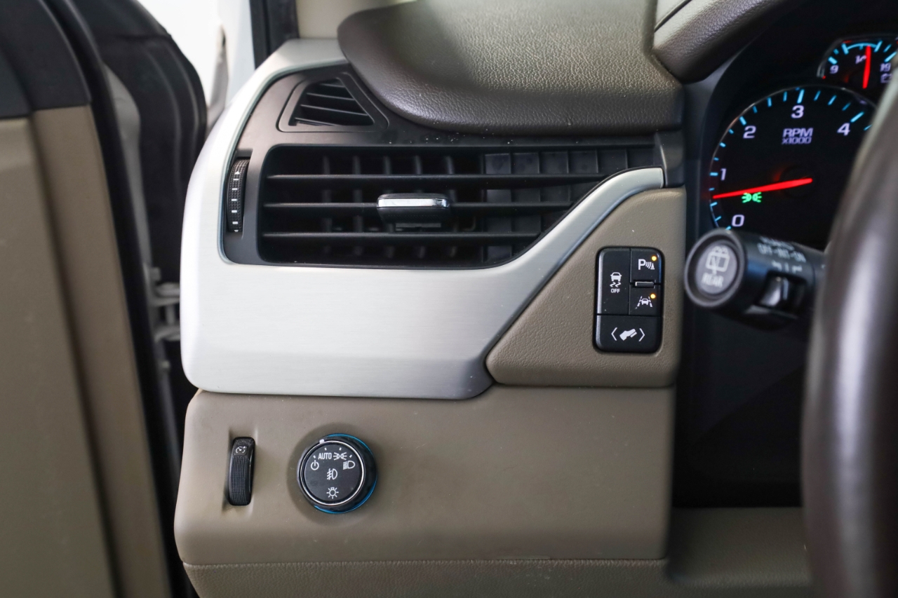 GMC Yukon XL 2WD 4dr SLT 2018