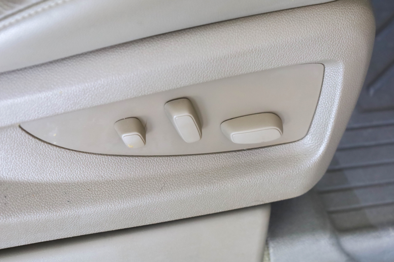 GMC Yukon XL 2WD 4dr SLT 2018