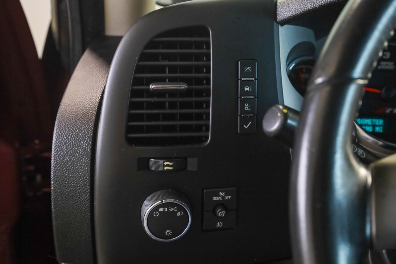 Chevrolet Silverado 1500 4WD Crew Cab 143.5" LT 2013