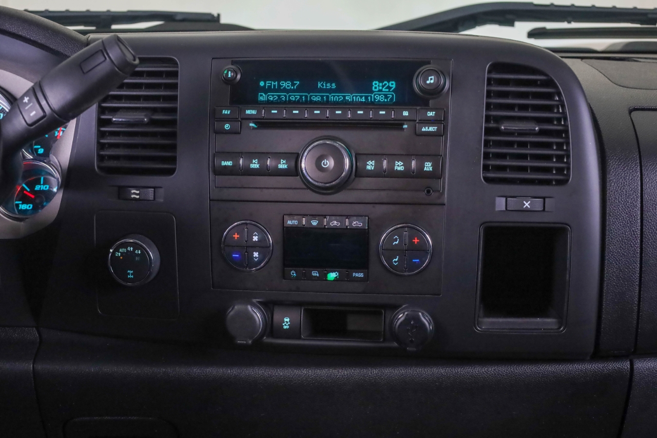 Chevrolet Silverado 1500 4WD Crew Cab 143.5" LT 2013