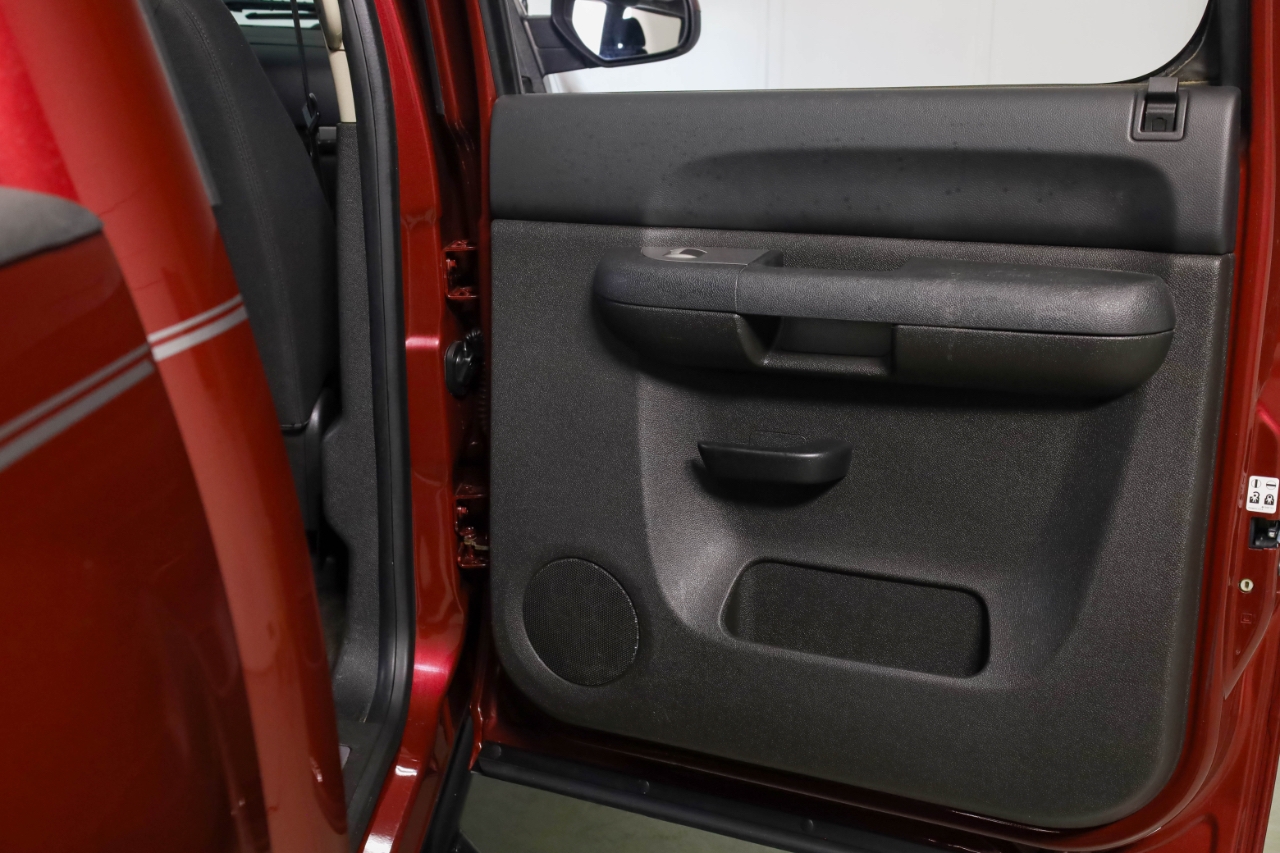 Chevrolet Silverado 1500 4WD Crew Cab 143.5" LT 2013