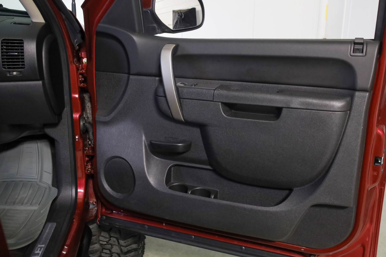 Chevrolet Silverado 1500 4WD Crew Cab 143.5" LT 2013