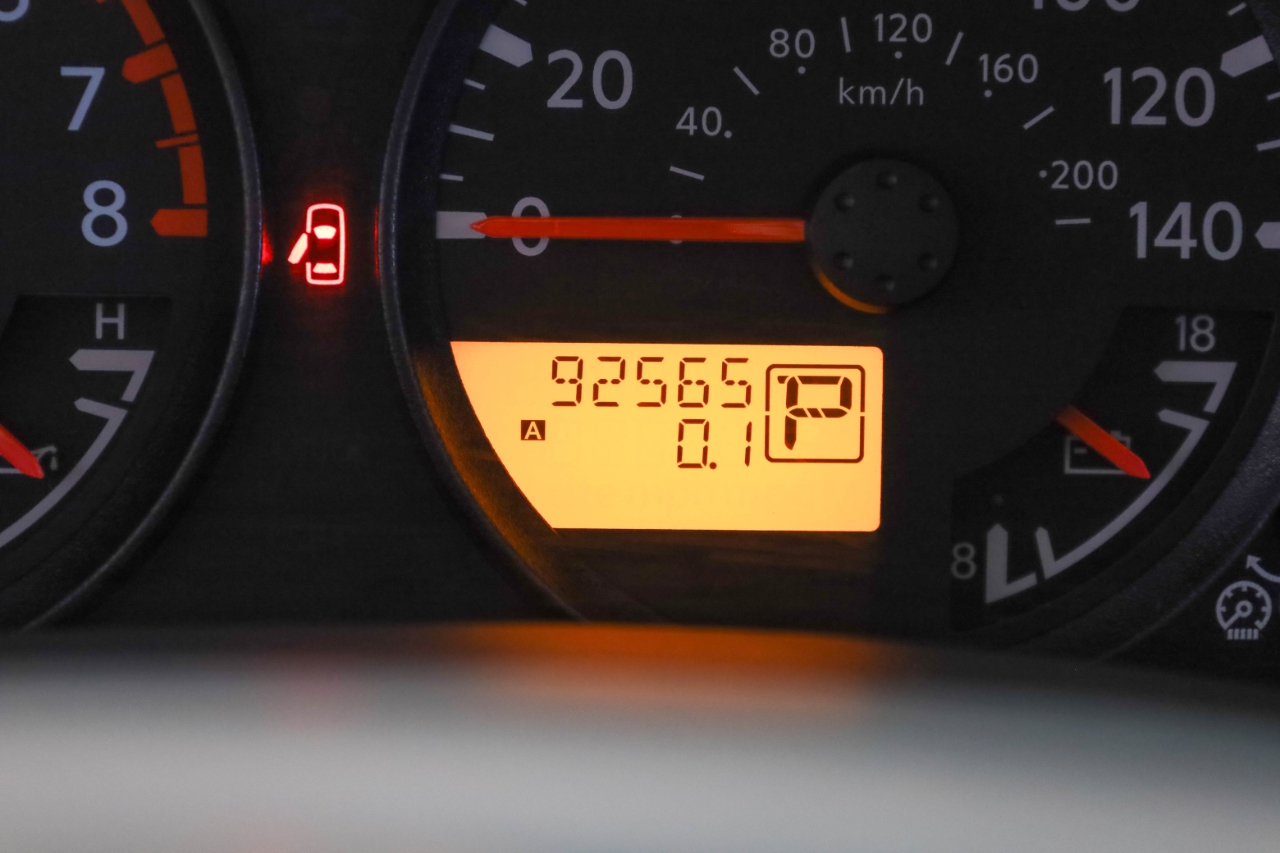 Nissan Frontier 4WD Crew Cab SWB Auto SV 2016