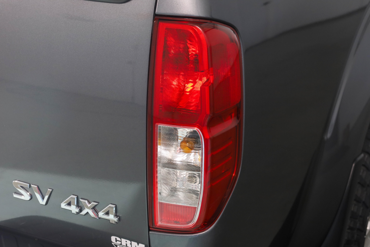 Nissan Frontier 4WD Crew Cab SWB Auto SV 2016