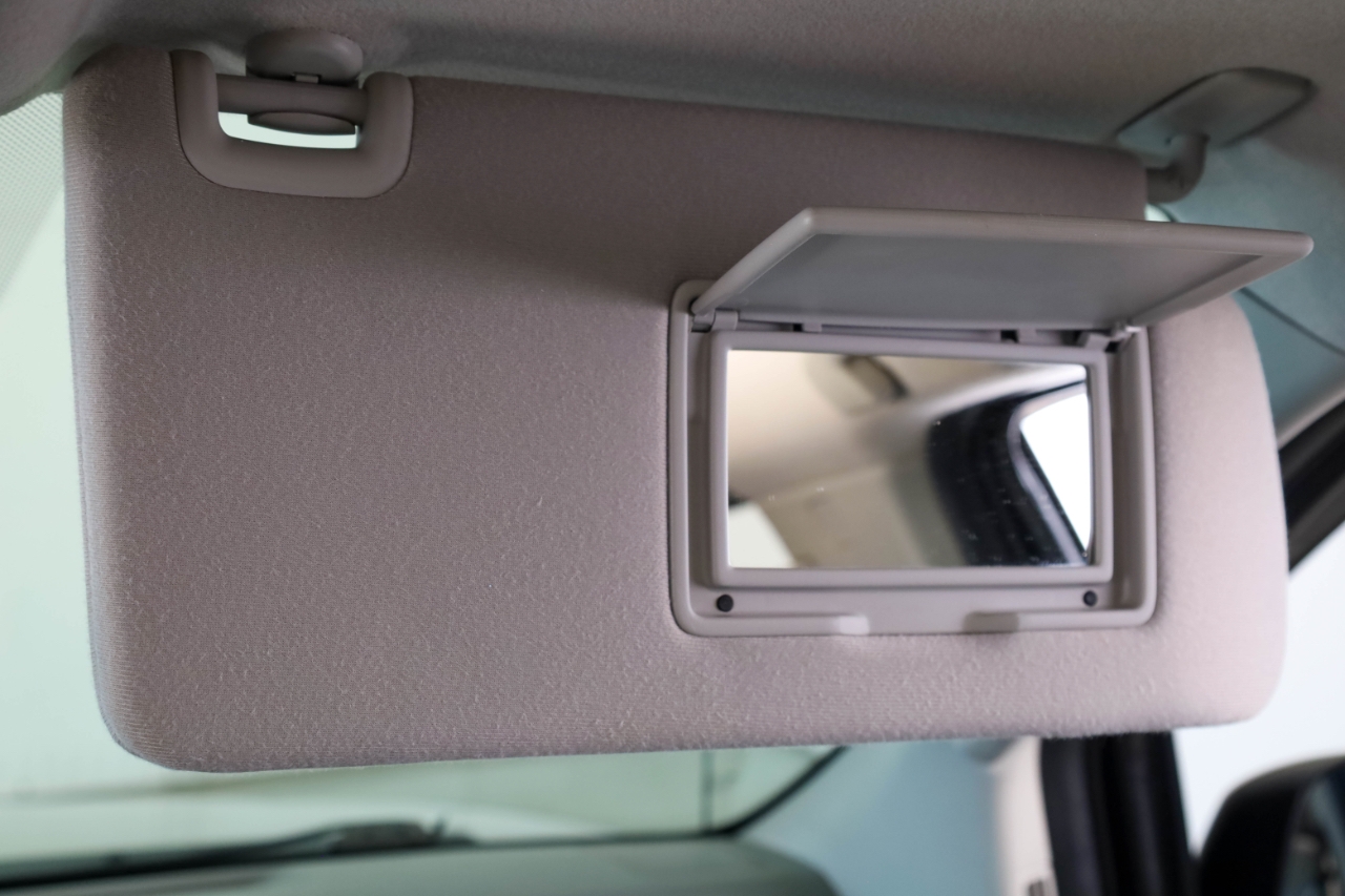 Nissan Frontier 4WD Crew Cab SWB Auto SV 2016