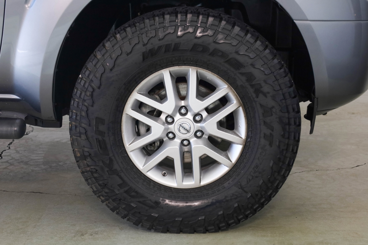 Nissan Frontier 4WD Crew Cab SWB Auto SV 2016