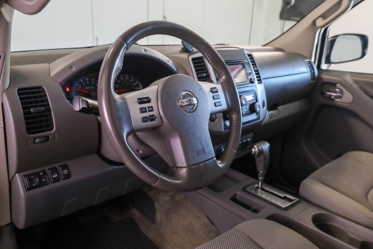 Nissan Frontier 4WD Crew Cab SWB Auto SV 2016