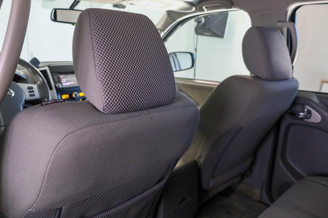 Nissan Frontier 4WD Crew Cab SWB Auto SV 2016