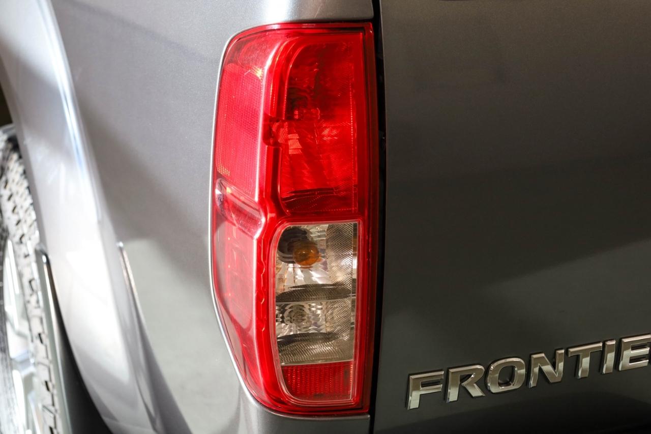 Nissan Frontier 4WD Crew Cab SWB Auto SV 2016