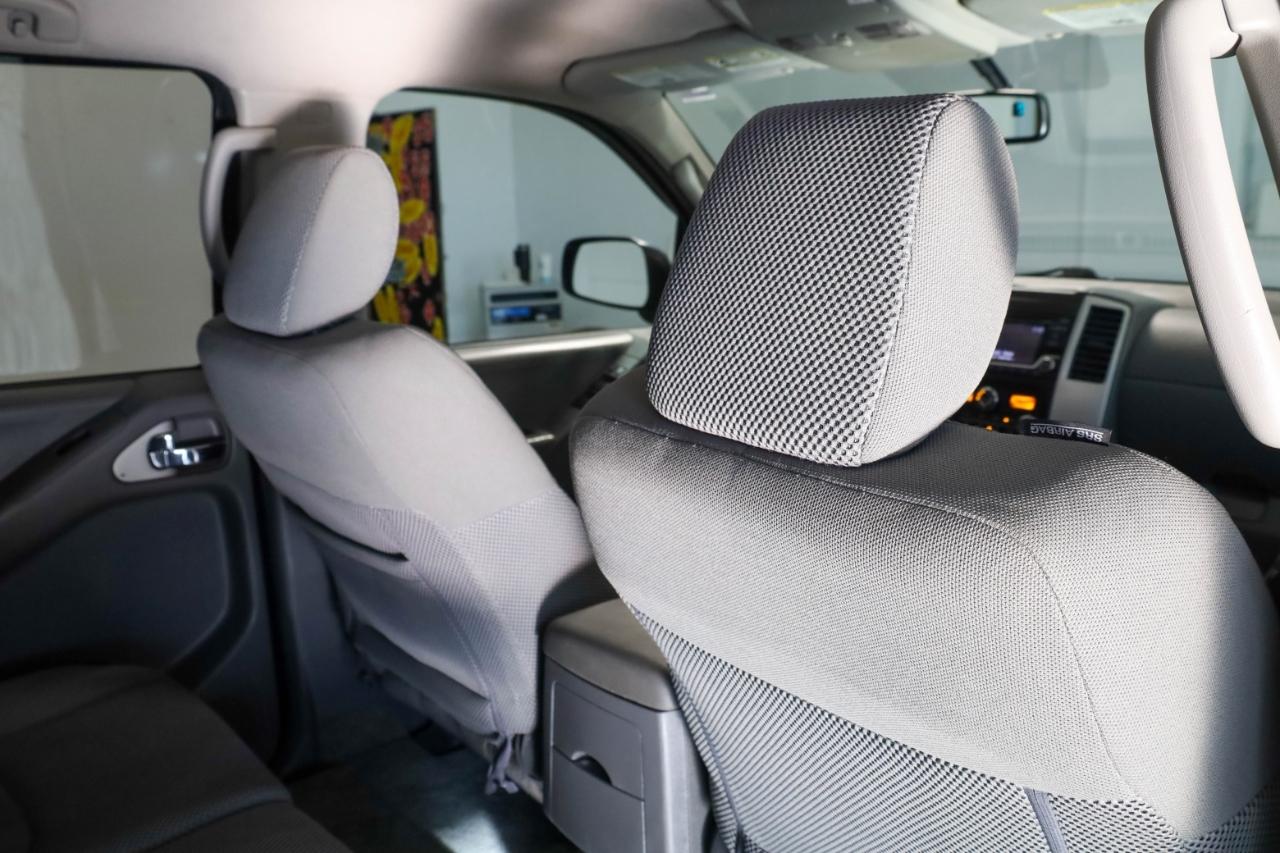 Nissan Frontier 4WD Crew Cab SWB Auto SV 2016