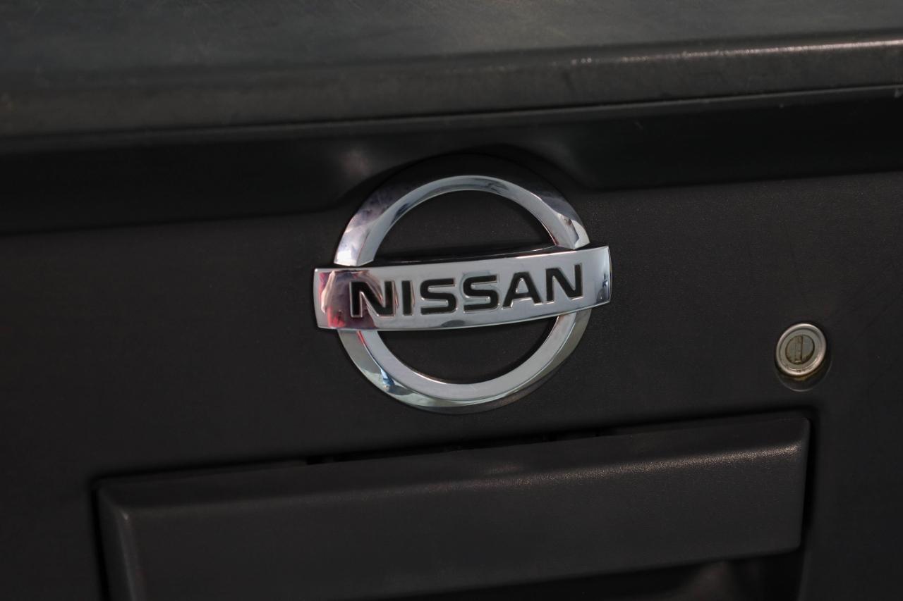 Nissan Frontier 4WD Crew Cab SWB Auto SV 2016