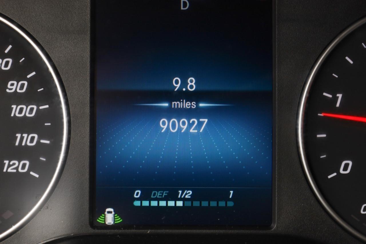 Mercedes-Benz Sprinter Cargo Van 2500 Standard Roof I4 144" RWD 2022