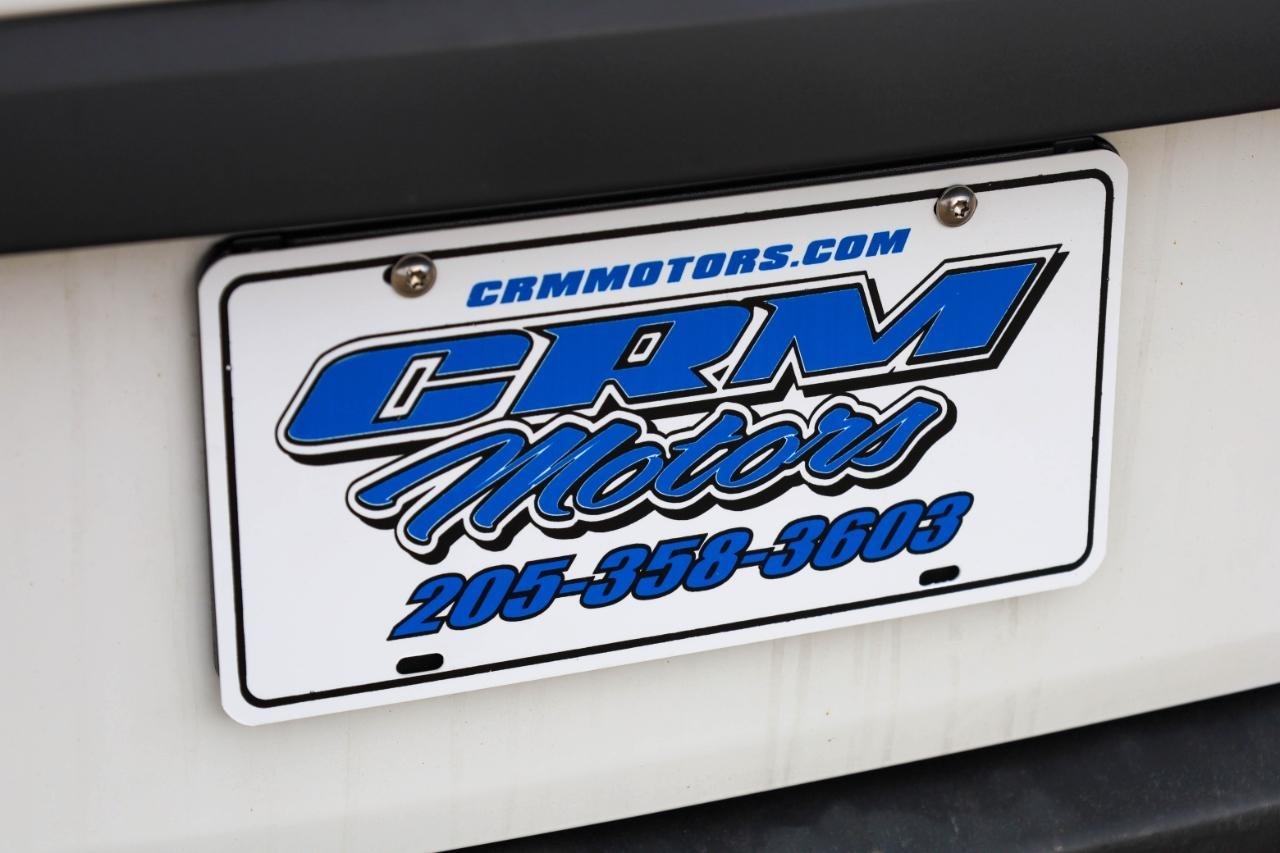 Mercedes-Benz Sprinter Cargo Van 2500 Standard Roof I4 144" RWD 2022