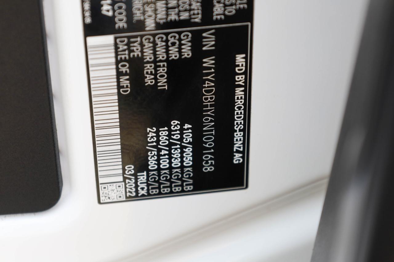 Mercedes-Benz Sprinter Cargo Van 2500 Standard Roof I4 144" RWD 2022