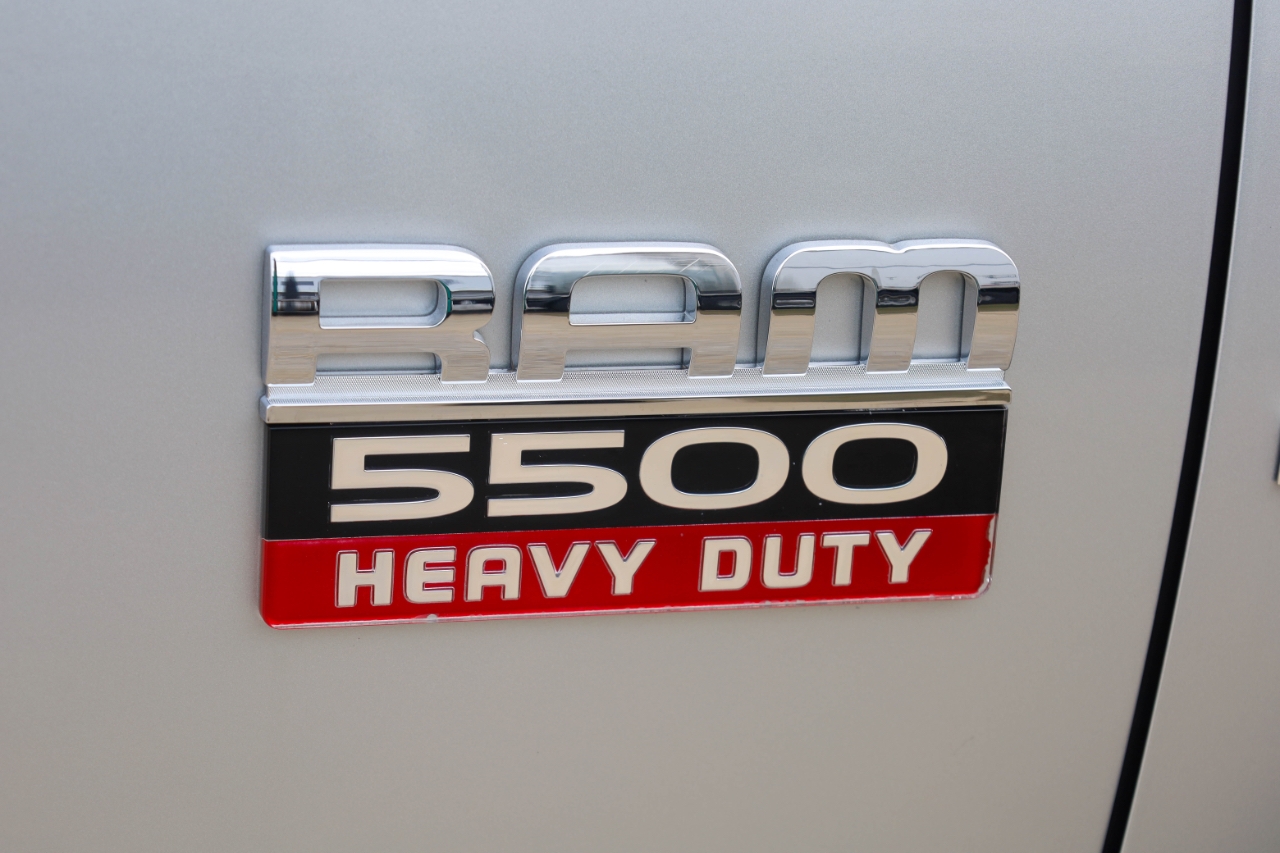 RAM 5500 2WD Crew Cab 173" WB 60" CA ST 2012