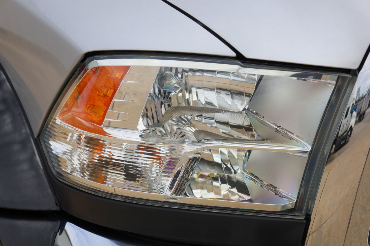 RAM 5500 2WD Crew Cab 173" WB 60" CA ST 2012