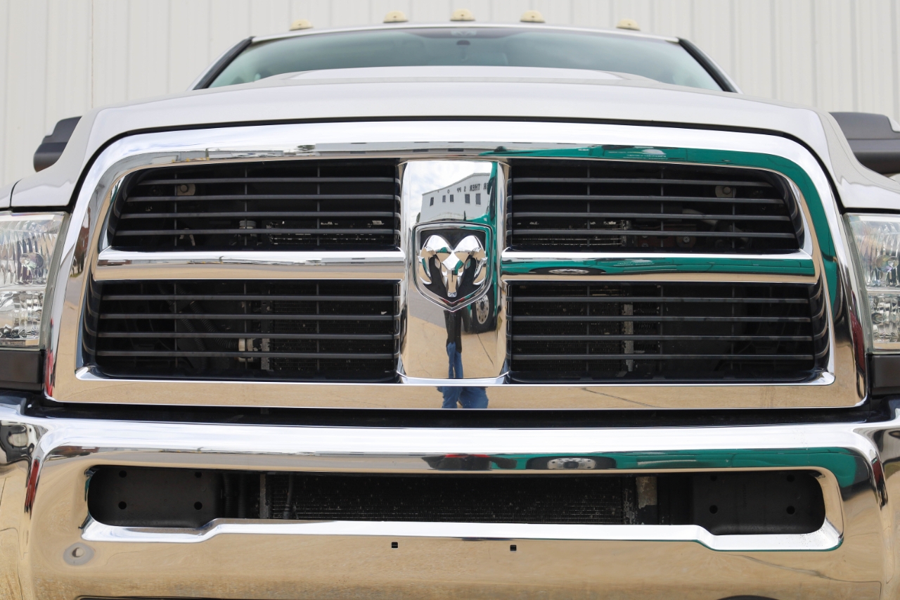 RAM 5500 2WD Crew Cab 173" WB 60" CA ST 2012