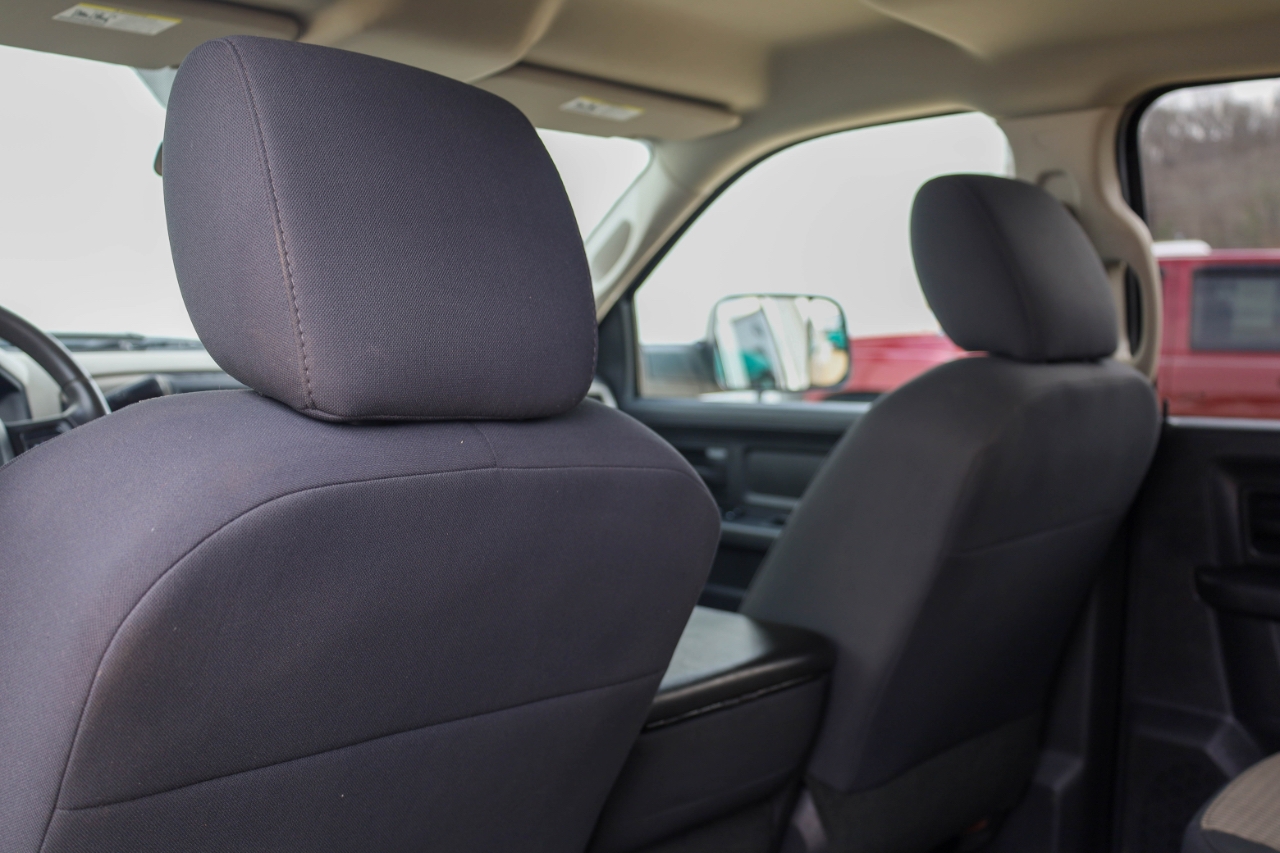 RAM 5500 2WD Crew Cab 173" WB 60" CA ST 2012