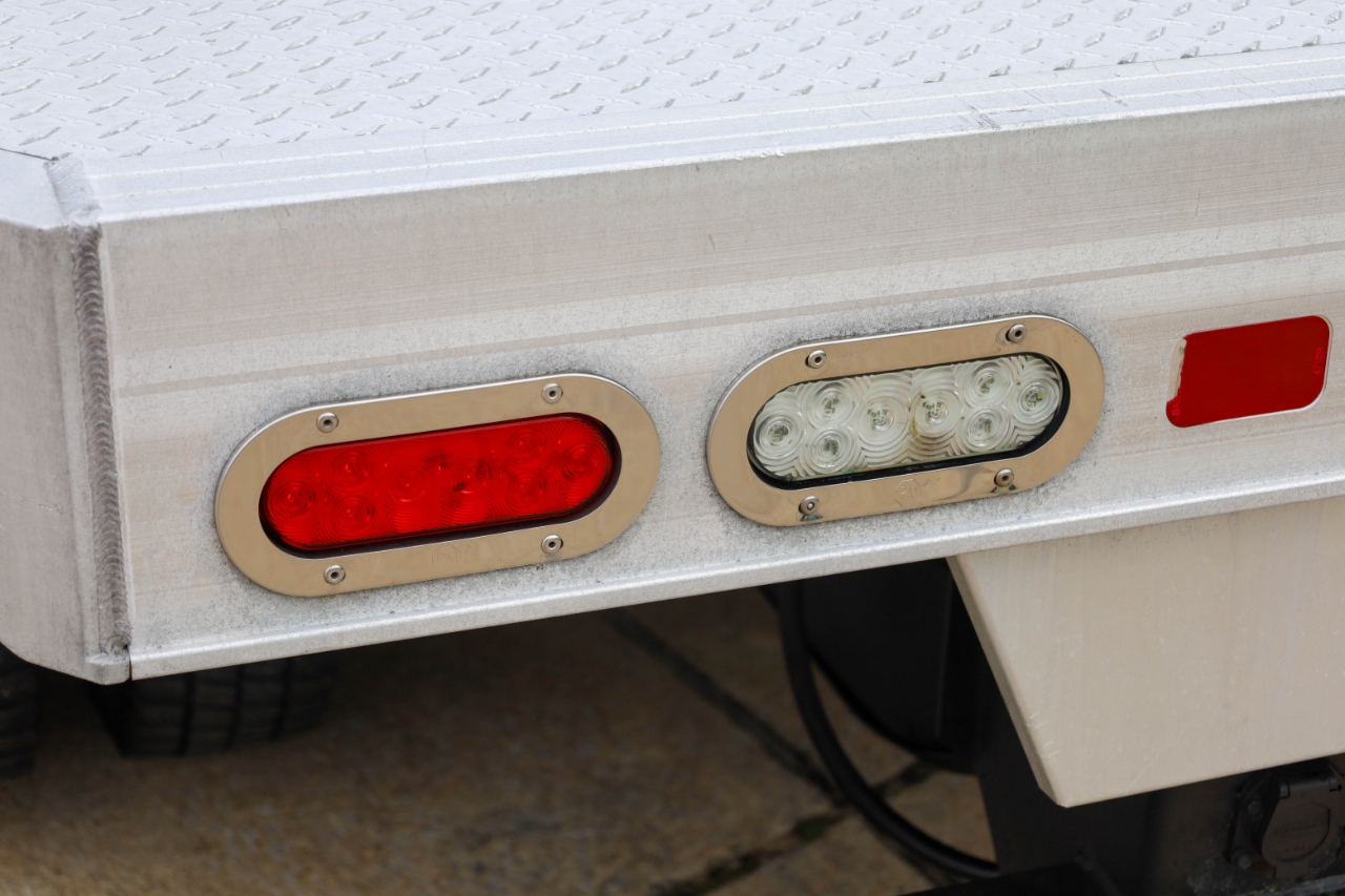 RAM 5500 2WD Crew Cab 173" WB 60" CA ST 2012