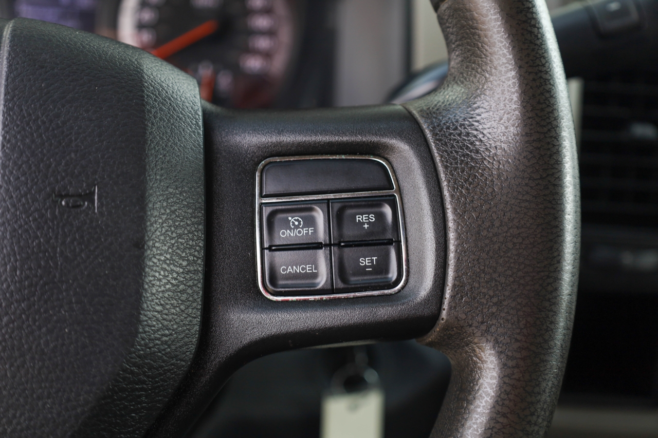 RAM 5500 2WD Crew Cab 173" WB 60" CA ST 2012