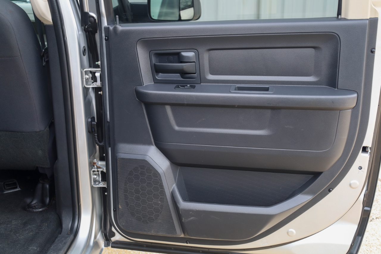 RAM 5500 2WD Crew Cab 173" WB 60" CA ST 2012