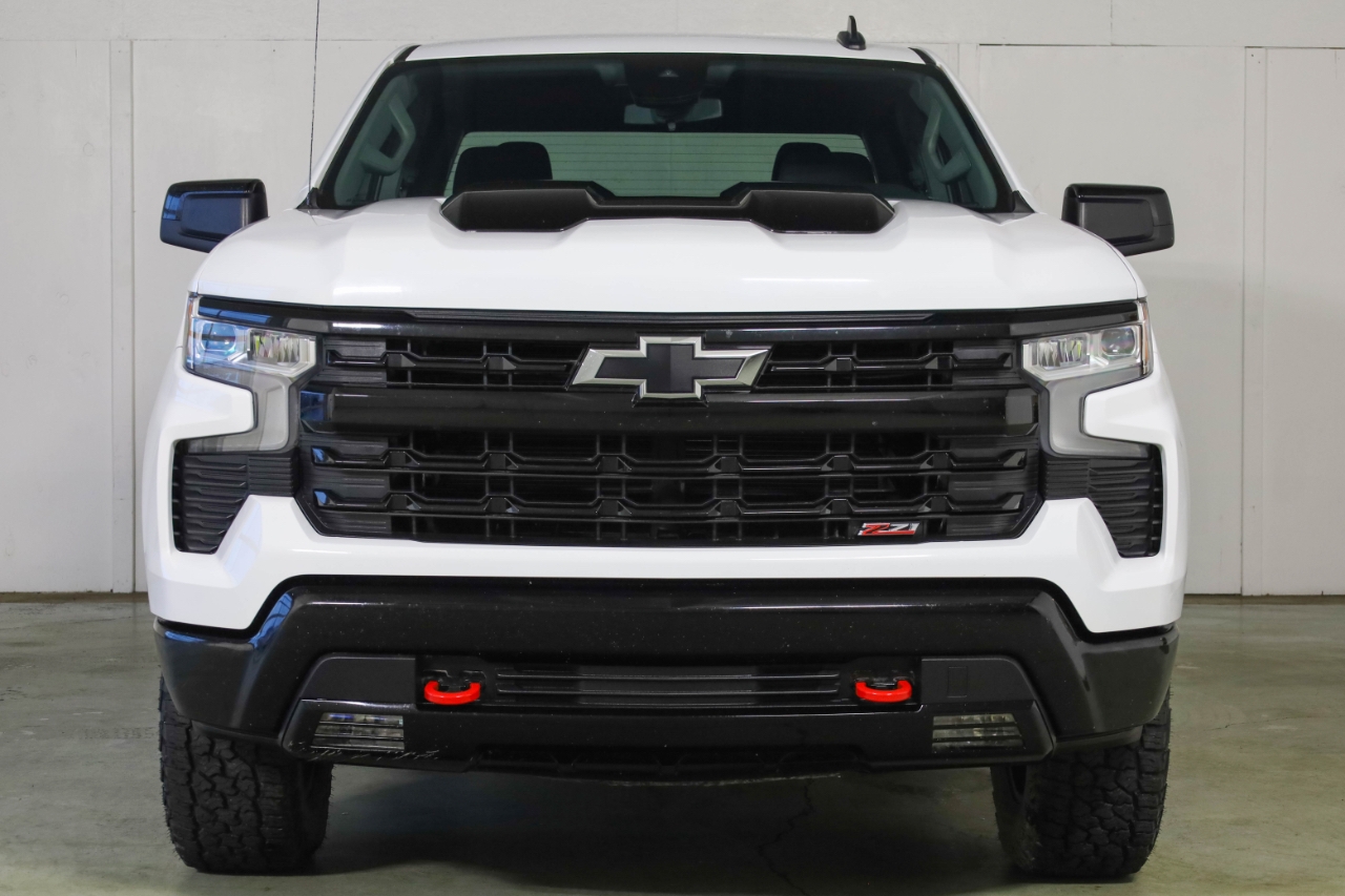 Chevrolet Silverado 1500 4WD Crew Cab 147" LT Trail Boss 2023